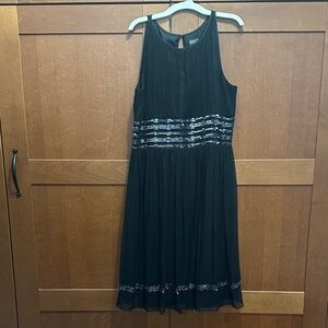 Adrianna Papell Black and Silver Midi Dress